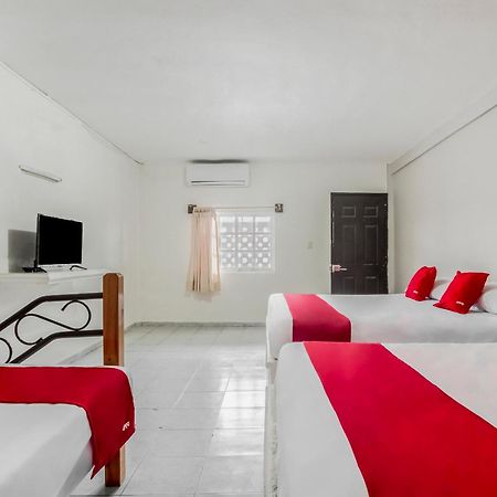 Oyo Hotel Jaguar Cancún Extérieur photo