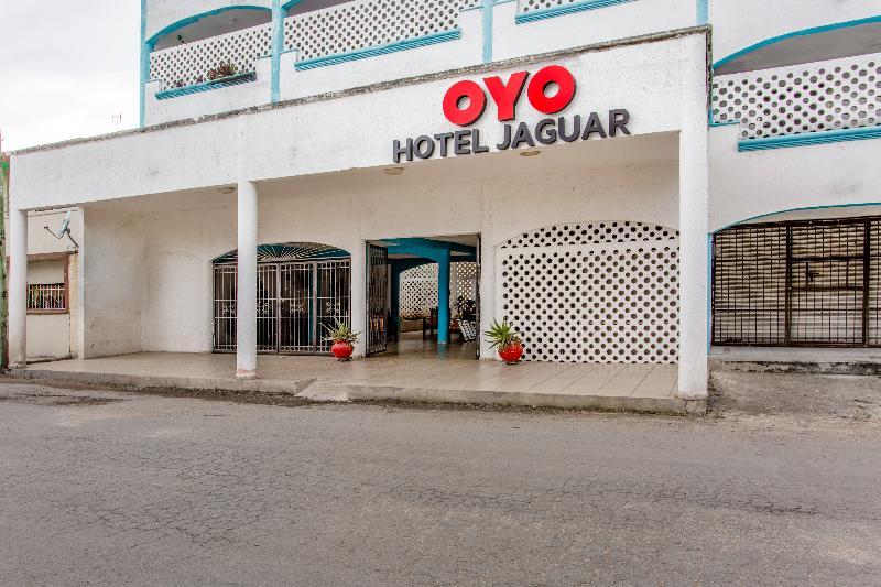 Oyo Hotel Jaguar Cancún Extérieur photo